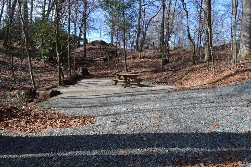 Linville Falls Campground, Rv Park, And Cabins Εξωτερικό φωτογραφία