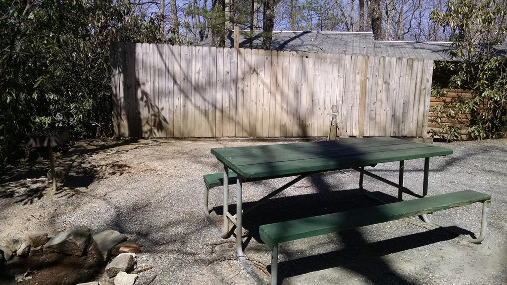Linville Falls Campground, Rv Park, And Cabins Εξωτερικό φωτογραφία
