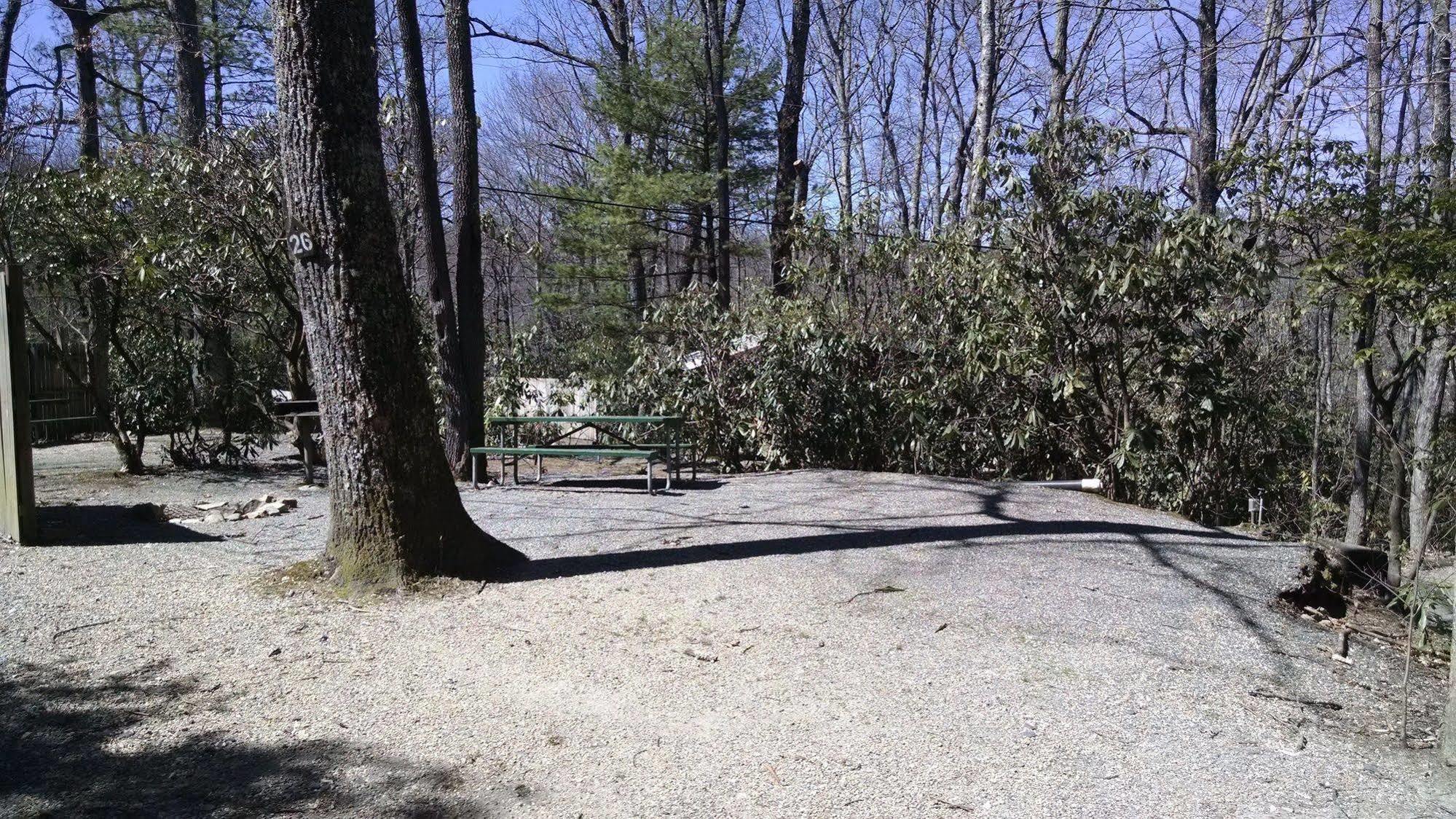 Linville Falls Campground, Rv Park, And Cabins Εξωτερικό φωτογραφία