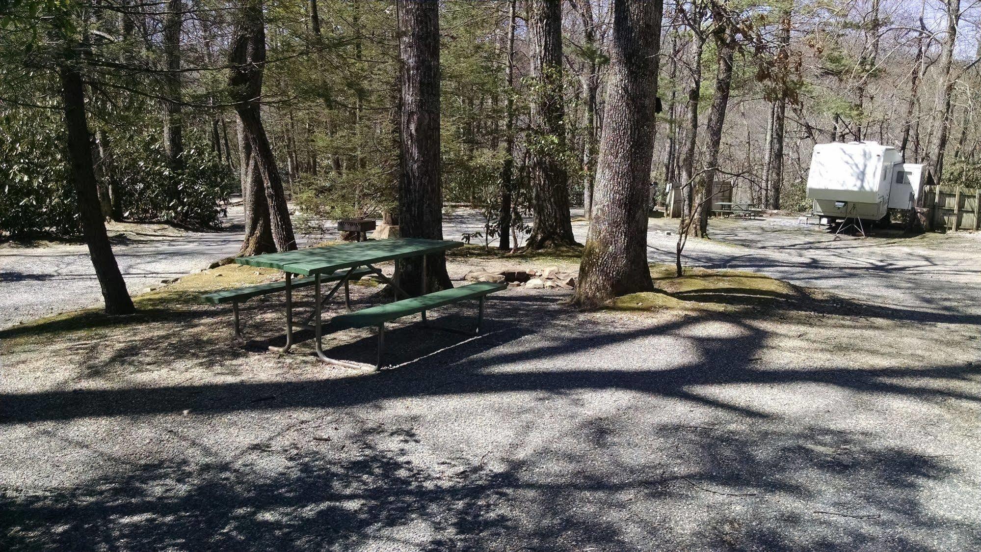 Linville Falls Campground, Rv Park, And Cabins Εξωτερικό φωτογραφία